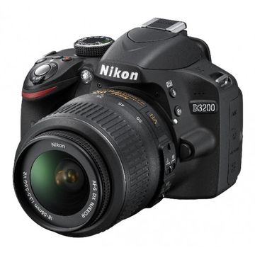 Aparat foto DSLR Nikon D3200 negru + obiectiv 18-55 mm VR