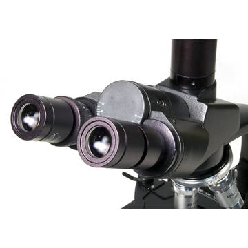 Levenhuk D670T 5.1M - microscop digital trinocular
