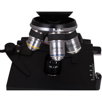 Levenhuk D320L 3.1M Microscop digital monocular