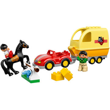 LEGO Masina cu remorca pentru cai (10807)