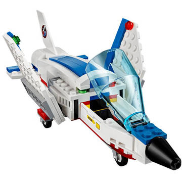 LEGO Transportor de avion cu reactie (60079)
