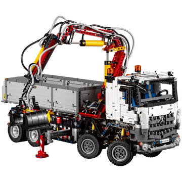 LEGO Mercedes-Benz Arocs 3245 (42043)
