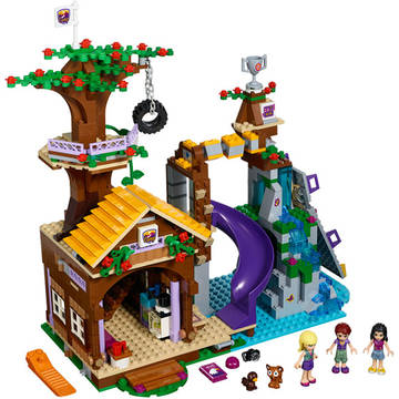 LEGO Tabara de aventuri: Casuta din copac (41122)