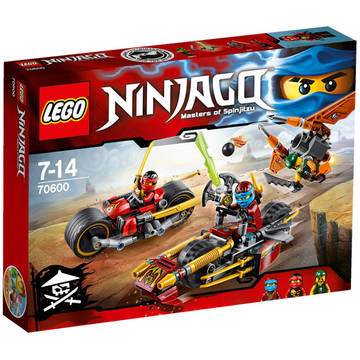 LEGO Urmarirea Ninja cu motocicleta (70600)