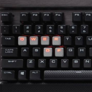 Tastatura Corsair Gaming K70 LUX, Iluminare rosie, Switch-uri mecanice Cherry MX Brown