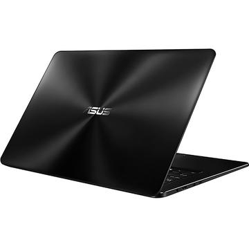Notebook Asus ZenBook Pro UX550VE-BN016R 15.6" FHD i7-7700HQ 16GB 512GB GeForce GTX1050Ti 4GB Windows 10 Pro