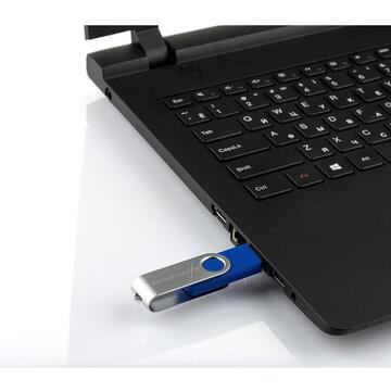 Memorie USB Exceleram USB 2.0 32GB P1 argintiu cu albastru