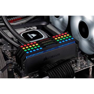 Memorie Corsair DDR4 - 128 GB -3200 -CL - 16 - Quad-Kit, Dominator Platinum RGB (black, CMT128GX4M4C3200C16)