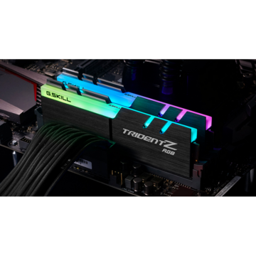 Memorie G.Skill TridentZ RGB Series - DDR4 - 16 GB: 2 x 8 GB - DIMM 288-pin - unbuffered