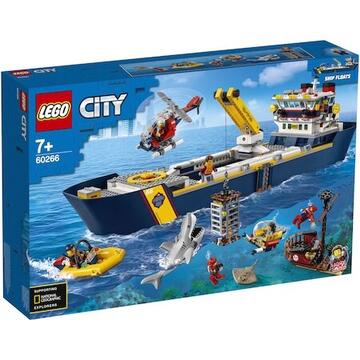 LEGO City - Nava de explorare a oceanului 60266, 745 piese
