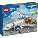 LEGO City - Avion de pasageri 60262, 669 piese