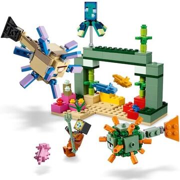 LEGO ® Minecraft - Batalia Pazitorilor 21180, 255 piese