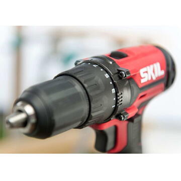 Skil Red SKIL 3008 HB bormasina cu acumulator, 0-420/1450 rpm, cuplu maxim 50 Nm, 2x Accu, incarcator, geanta