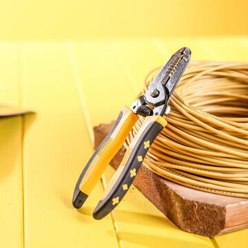 Wire Stripper 0.6-2.6mm Deli Tools EDL2607 (black&yellow)