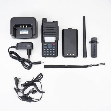 Statie radio Statie radio portabila DMR VHF/UHF PNI P18UV dual band, 136-174MHz/400-480Mhz, acumulator 2200 mAh