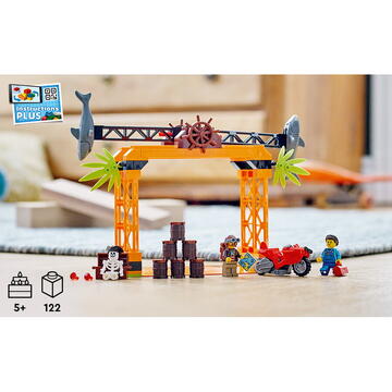 LEGO City - Provocarea de cascadorii Atacul rechinului 60342, 122 piese