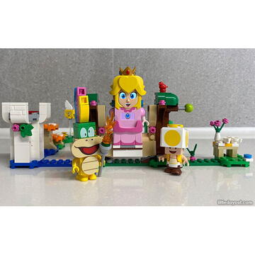 LEGO Super Mario™ - Set de baza - Aventuri cu Peach 71403, 354 piese