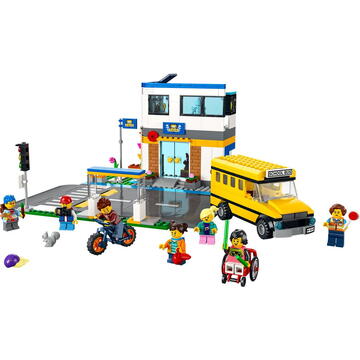 LEGO City 60329 A day at school