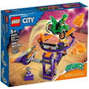 LEGO City - Provocarea de cascadorii pe rampa cu saritura prin cos 60359, 144 piese