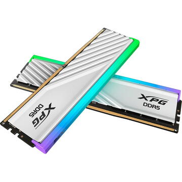 Memorie ADATA DDR5 - 64GB - 6000 - CL - 30 (2x 32 GB) dual kit, RAM (white, AX5U6000C3032G-DTLABRWH, Lancer Blade RGB, INTEL XMP, AMD EXPO)